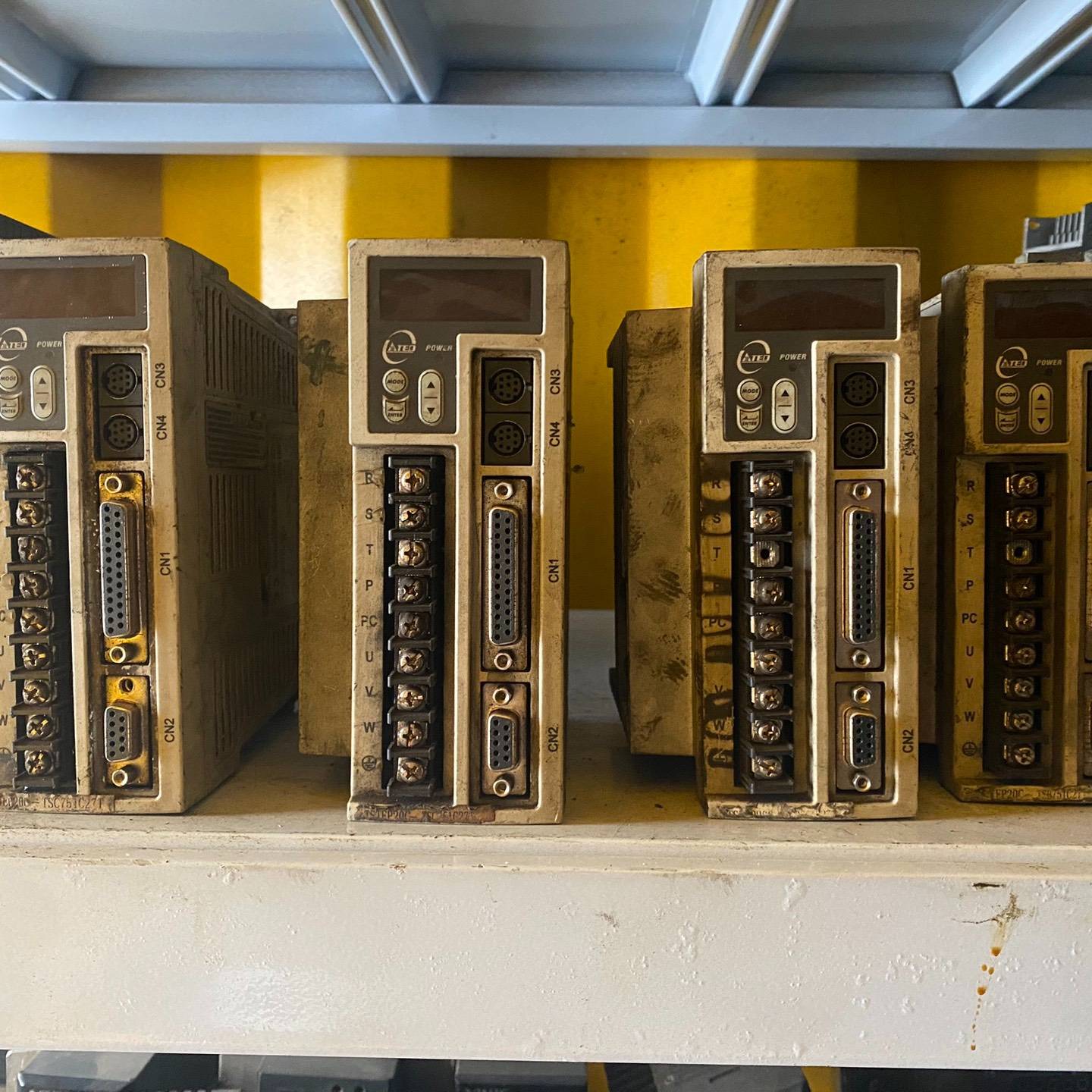 东元伺服驱动器 TSTEP20C 议价 也可为维修!!