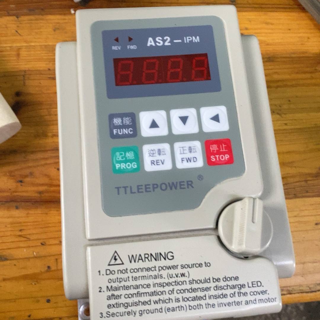 充新机变频器AS2-107 AS2-IP议价 也可为维修！！