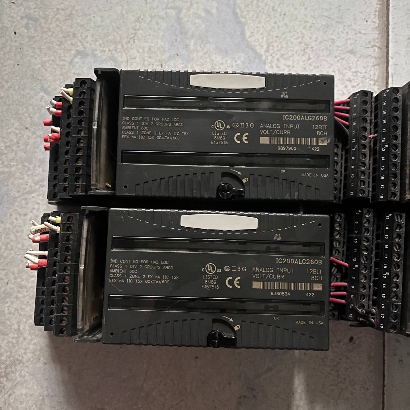 GE模块IC200ALG260B（2个）议价 也可为维修！！