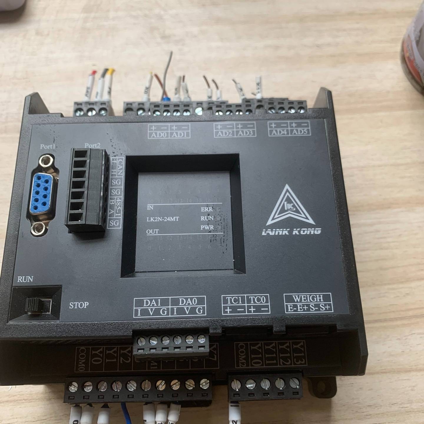 领控PLC，型号 LK2N-24MT，议价 也可为维修！！