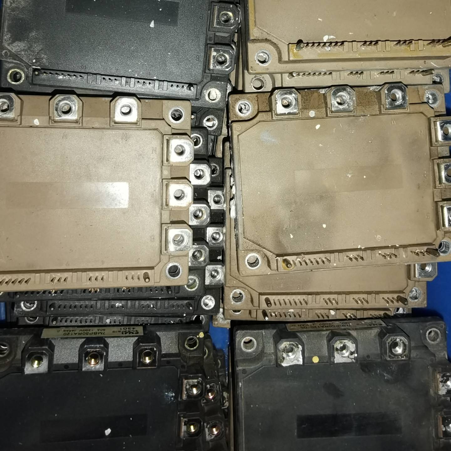 7MBP75RA120 7MBP50RA120-50 模议价 也可为维修！！