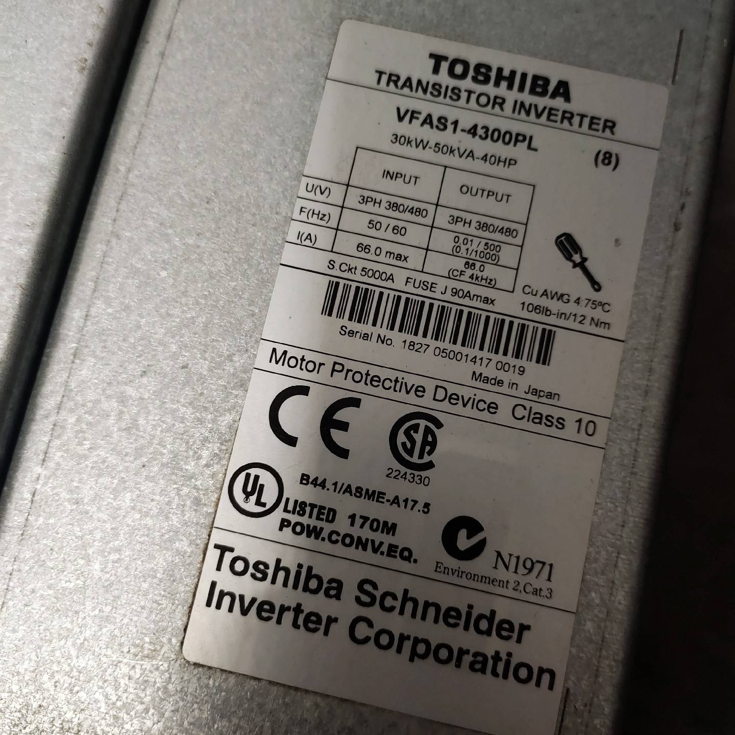 东芝 VFAS1-4300PL变频器 主议价 也可为维修！！