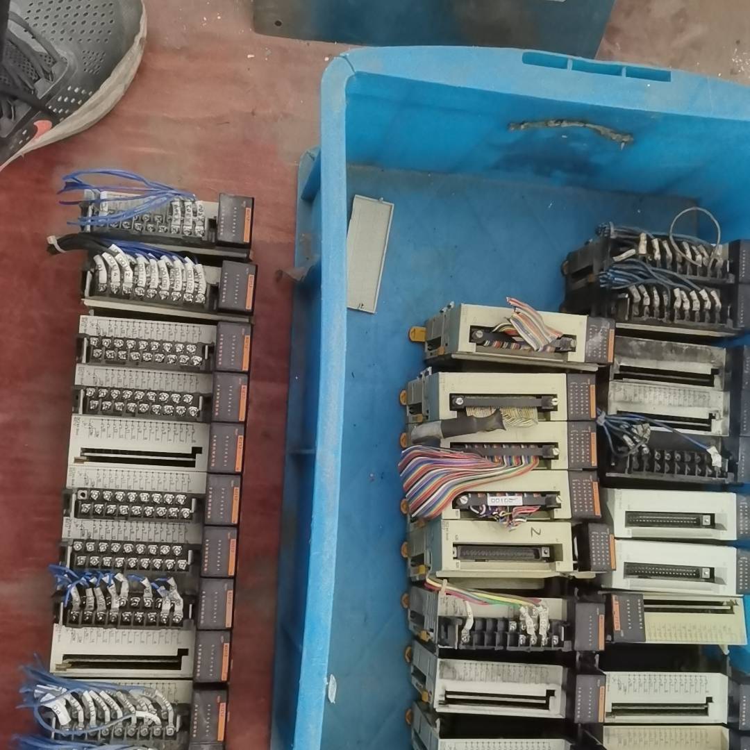 omron cqm1- id212，id213,单价议价 也可为维修！！