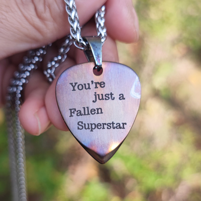 权顺荣Hoshi吉他拨片项链