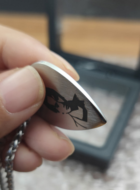 钛钢金属龙骨链情侣可以定制