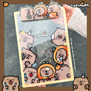 透明亚克力A4板夹卡通可爱水豚音乐会写字垫办公垫板创意异形板夹