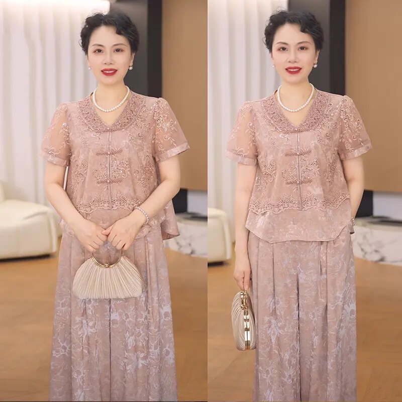 夏季V领刺绣蕾丝显瘦妈妈两件套