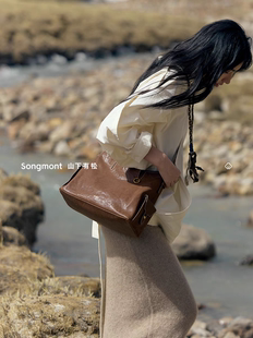 songmont山下有松 牛皮单肩斜挎包专柜正品国内代购B24XJ29401