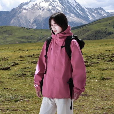 2025户外防水旅游出片冲锋衣外套