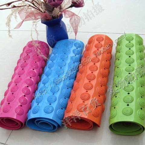 新款超舒服 大号四色可选按摩浴室防滑垫 质量特好 高级地垫0.55