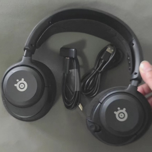 Steelseries赛睿寒冰Arctis Nova5无线游戏头戴式2.4蓝牙双模耳机