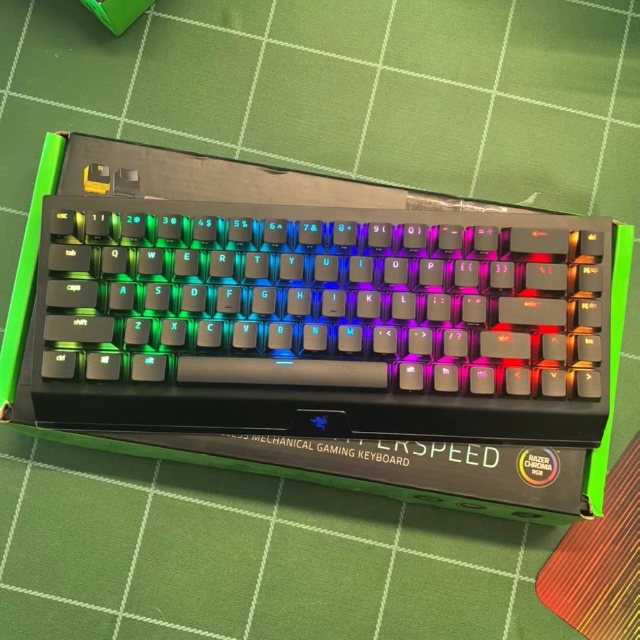 Razer雷蛇黑寡妇蜘蛛V3MINI有无线双模游戏电竞RGB幻彩机械键盘