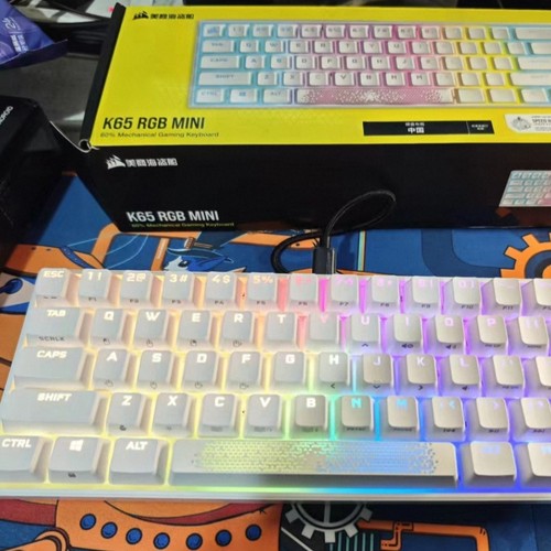 美商海盗船K65RGB PRO mini光轴红银轴机械键盘61键白电竞游戏宏