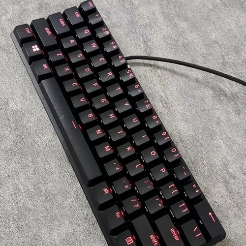 Razer雷蛇猎魂光蛛Mini迷你版有线游戏电竞RGB幻彩61配列机械键盘
