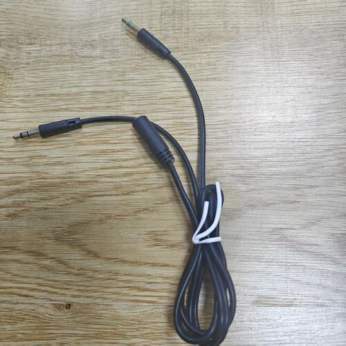 适用于Razer雷蛇北海巨妖V2/PRO/梭鱼X头戴式耳机3.5MM音频转接线