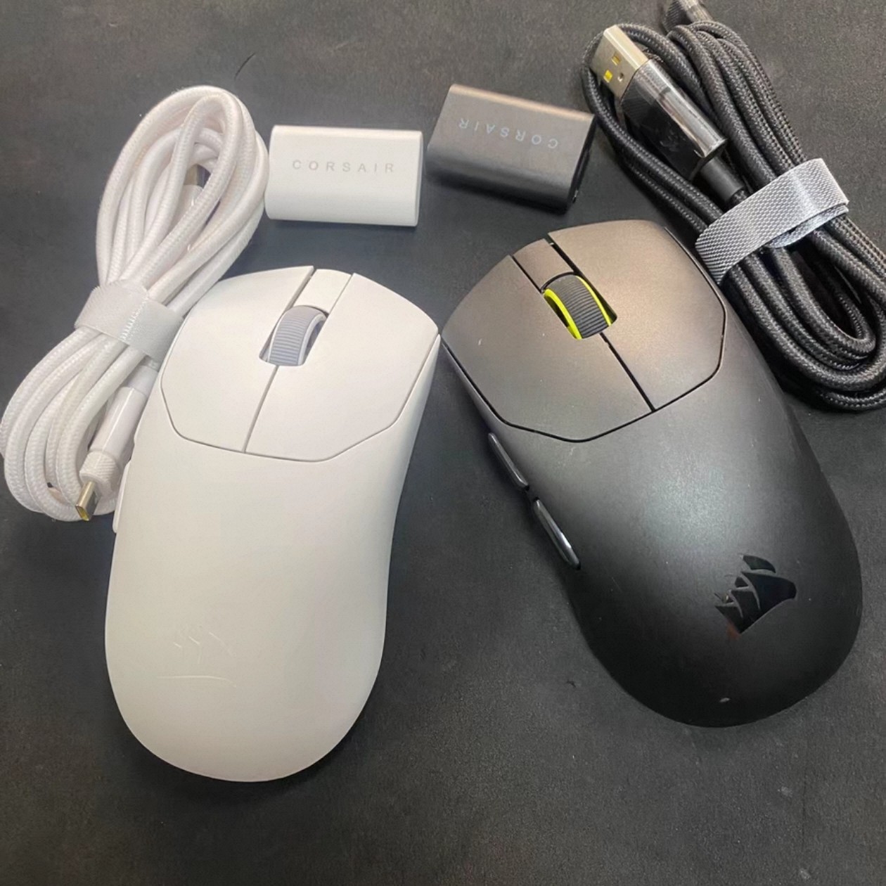 海盗船圣剑SABRE V2 PRO 36g轻量化有无线双模游戏电竞通用鼠标