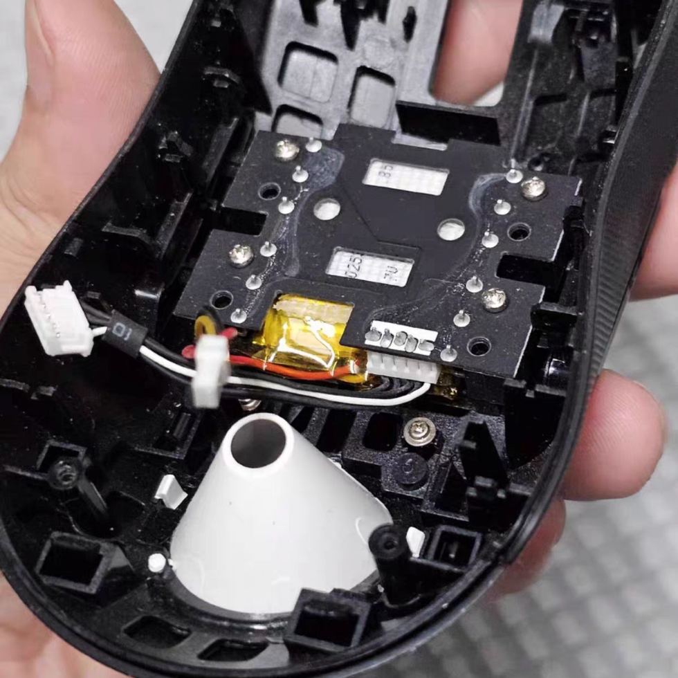 原装配件适用于雷蛇毒蝰Viper终极版无线鼠标更换电池电源按键板