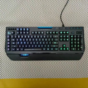 罗技Logitech G910游戏电竞有线欧姆龙轴体RGB游戏机械键盘