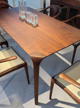 北美黑胡桃木凯撒餐桌实木原木简约现代家用长方形饭桌全加厚餐桌