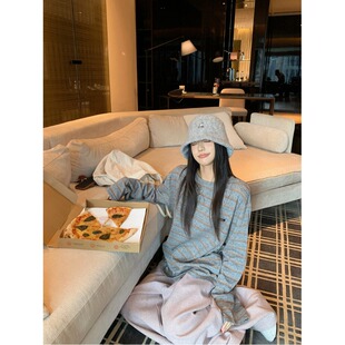 宅女家慵懒风气质条纹圆领长袖T恤女秋季宽松显瘦小众百搭上衣