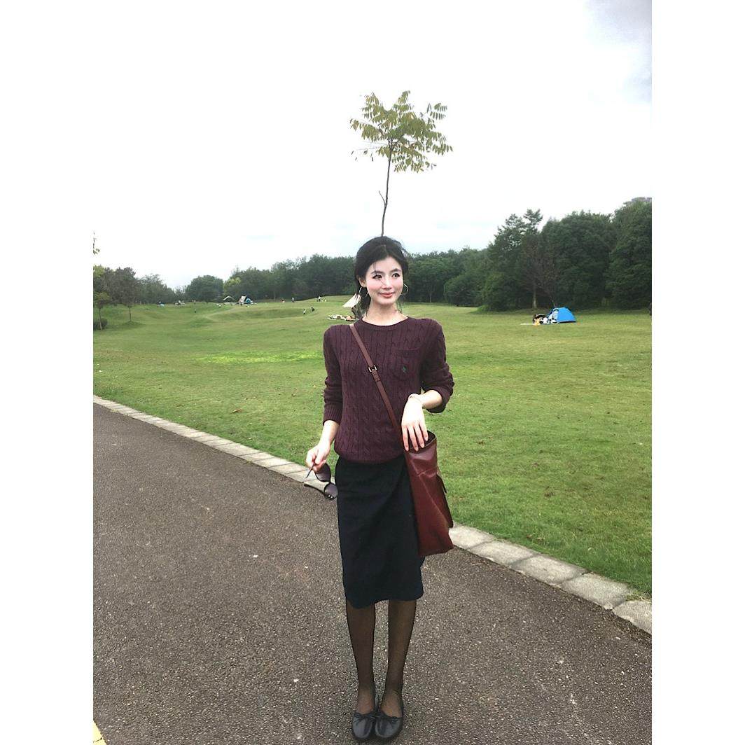 宅女家时尚套装刺绣麻花针织毛衣女秋季开叉半身裙包臀裙两件套