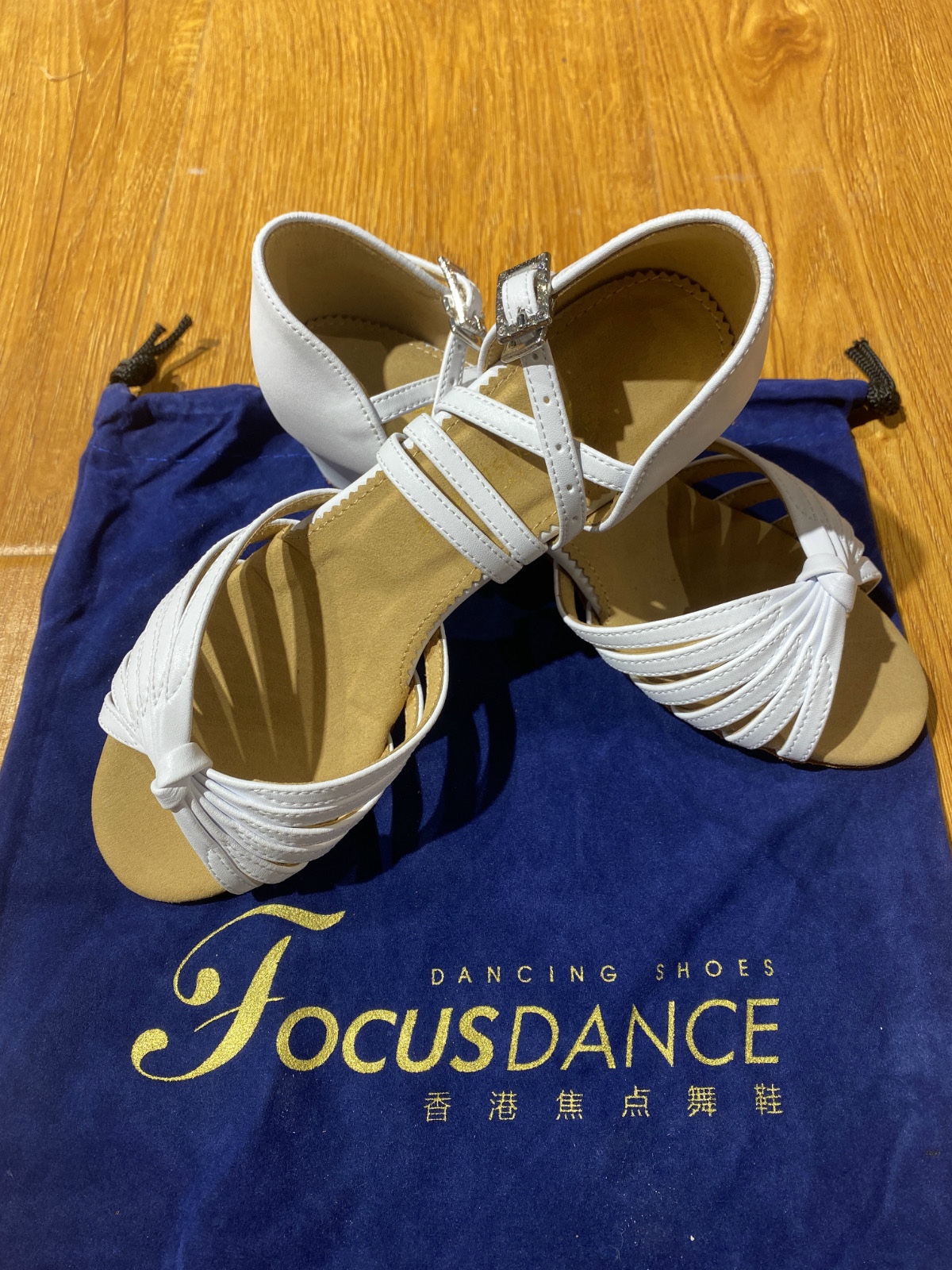 FocusDance香港焦点舞鞋少儿皮质结款小方跟3.5专业拉丁比赛练习