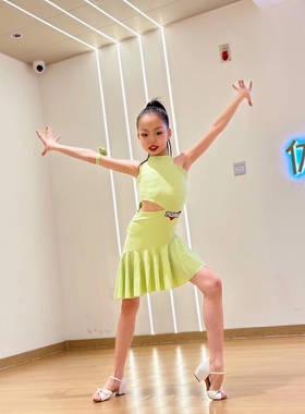 Mark舞服少儿拉丁舞夏季绿色侧开挂脖露背练习服恰恰伦巴女童