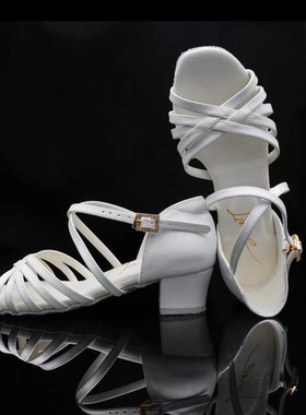 Mar丁舞鞋 少儿专业拉丁舞小白鞋 黑鞋 精英舞鞋马兰格格同款平跟