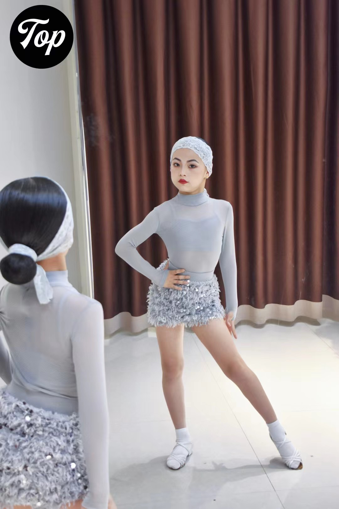 Top舞服少儿拉丁舞秋冬长袖灰色亮片毛毛裙子练习服女童跳舞演出