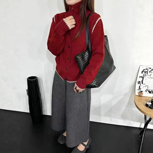 2026秋冬新款韩版宽松慵懒风圆领套头蜜熊绒针织开衫女款百搭毛衣