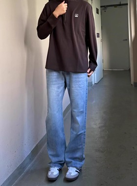 浅蓝色休闲日常百搭水洗高级感牛仔裤男女cleanfit宽松直筒长裤子