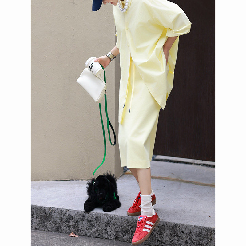今年超流行的潮流气质穿搭一整套奶黄色宽松衬衫同色半身裙两件套,女装/女士精品,大码半身裙,淘宝优惠券,粉丝福利购,淘宝优惠卷