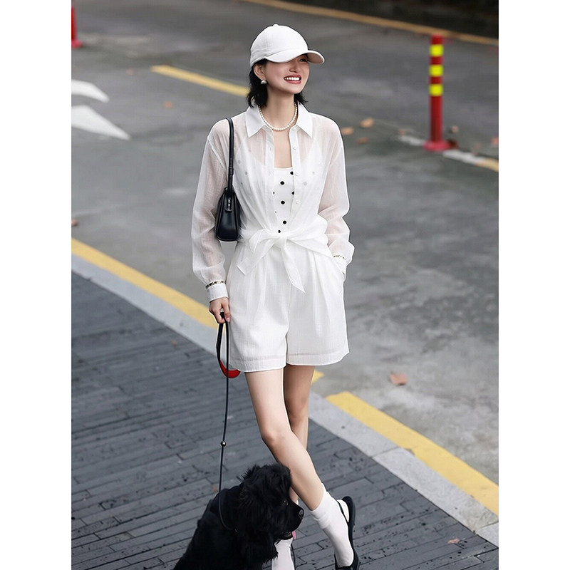 白色休闲慵懒感套装2026夏季新款轻薄透视长袖衬衫女宽松简约短裤