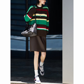 今年超火 休闲流行穿搭套装 咖色圆领条纹毛衣同色半身短裙两件套