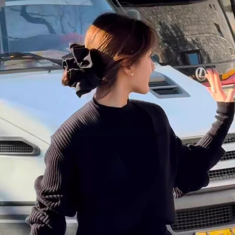 网红同款黑色缎面大肠发圈女高级