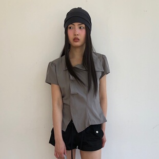 韩国CHIC 鬼马系少女 6月天渐热 不规则荷叶边衬衫复古调调