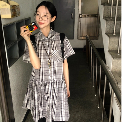 韩系复古文艺感衬衫连衣裙夏季女短袖日系格纹宽松a字短款裙子