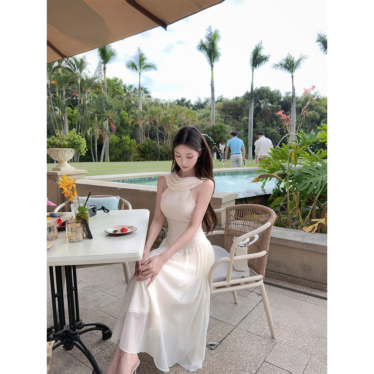 DFAY 白色天鹅湖 太气质了～ 连衣裙贵气优雅显瘦露背裙子女夏季