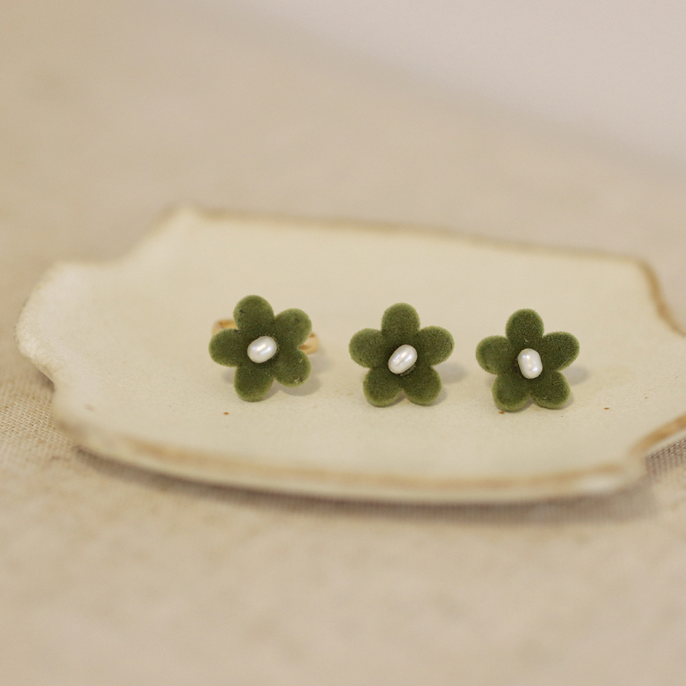 绒面简约文艺风日系纽扣耳钉戒指