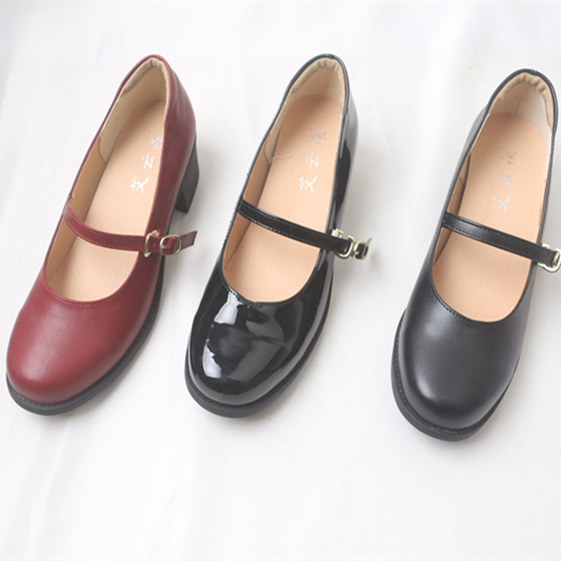 艾云森玛丽珍复古一字扣粗跟单鞋
