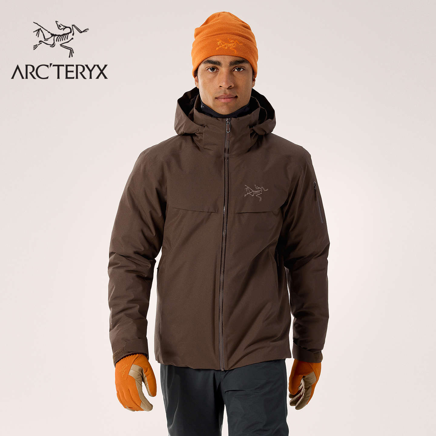 始祖鸟MACAIDOWN羽绒夹克