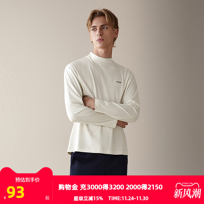 时尚半高领款，在护颈保暖增加秋冬的氛围感