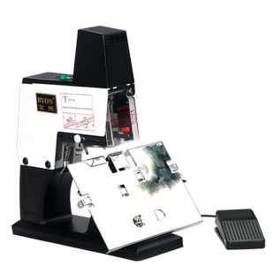 宝预ZD-800高速电动订书机 骑马订平钉画册说明书骑马钉A3/A4中缝装订机办公小型自动订书器大型装订器钉书机