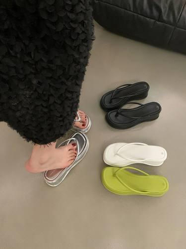 简约增高厚底银色人字拖