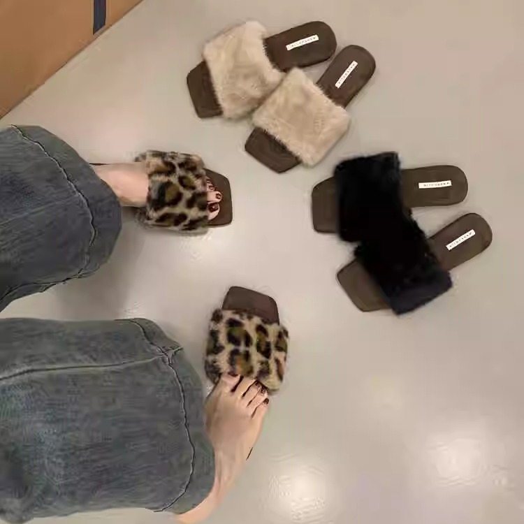 复古豹纹方头毛毛拖鞋