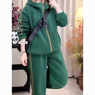 中老年妈妈秋冬装颗粒绒运动服休闲加绒套装女中年洋气卫衣两件套