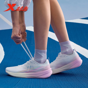 透气软底缓震跑步鞋 特步騛速6.0 新品 女2025秋季 975318110004 跑鞋