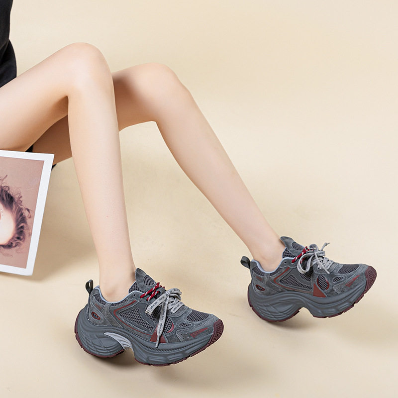 韩国明星同款磨砂真皮休闲鞋女2026秋新款厚底网红爆款运动高颜值
