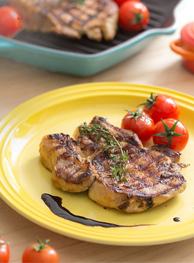 酷彩LE CREUSET法国陶瓷牛排餐盘logo圆碟23cm家用水果菜鱼盘碟子