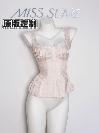 淡颜小白花 立体蕾丝小花收腰背心上衣白色蛋糕长裙